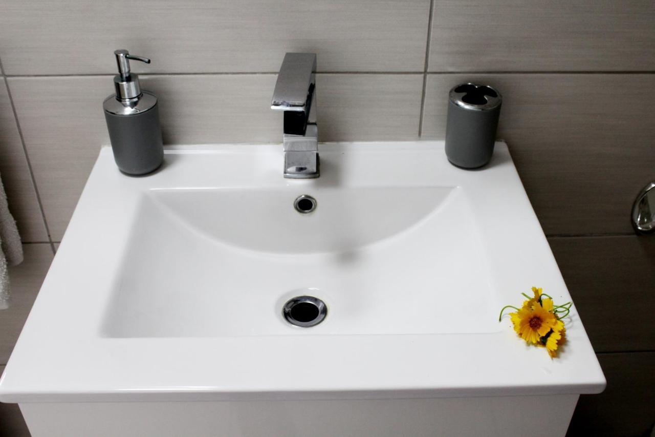 Midrand Bed And Breakfast Bagian luar foto